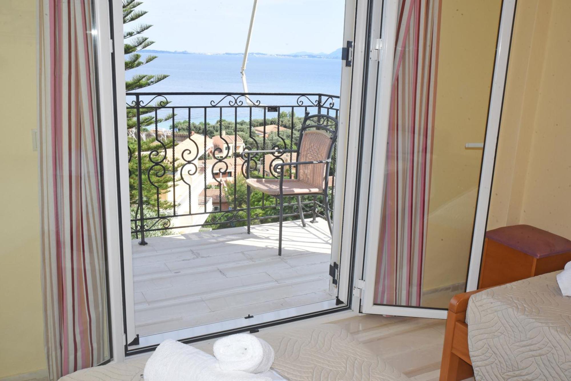 Butterfly Barbati Apartments Экстерьер фото